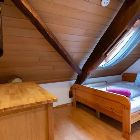 Ferienwohnung Flämisches Weinhaus Wintrich Exterior foto